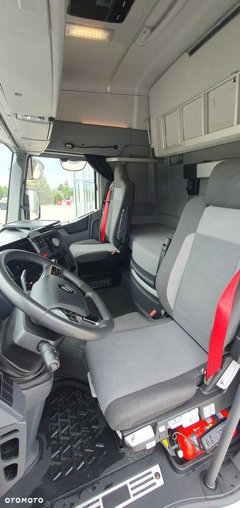 Renault Renault Trucks T HIGH T4X2 13L E6 - 8