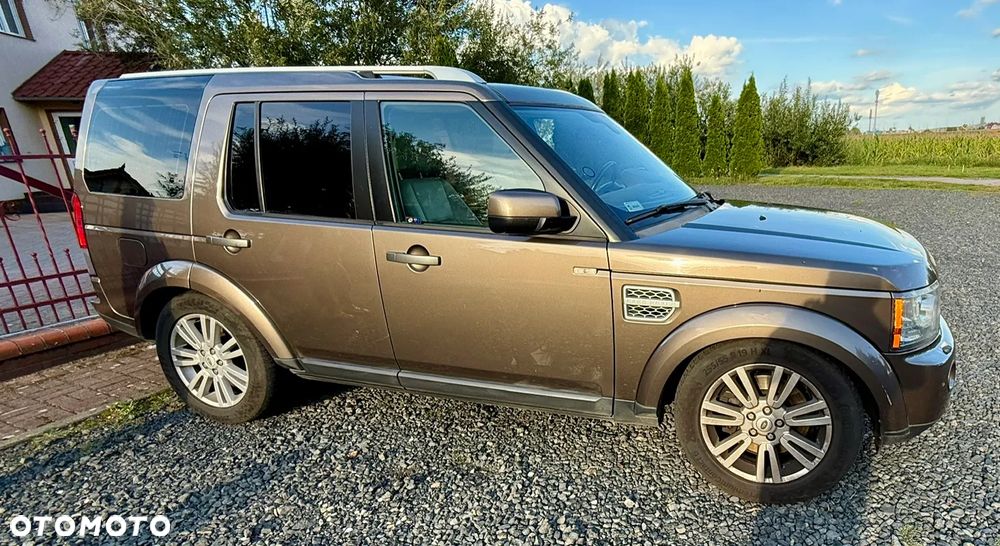 Land Rover Discovery 3.0D V6 HSE - 26