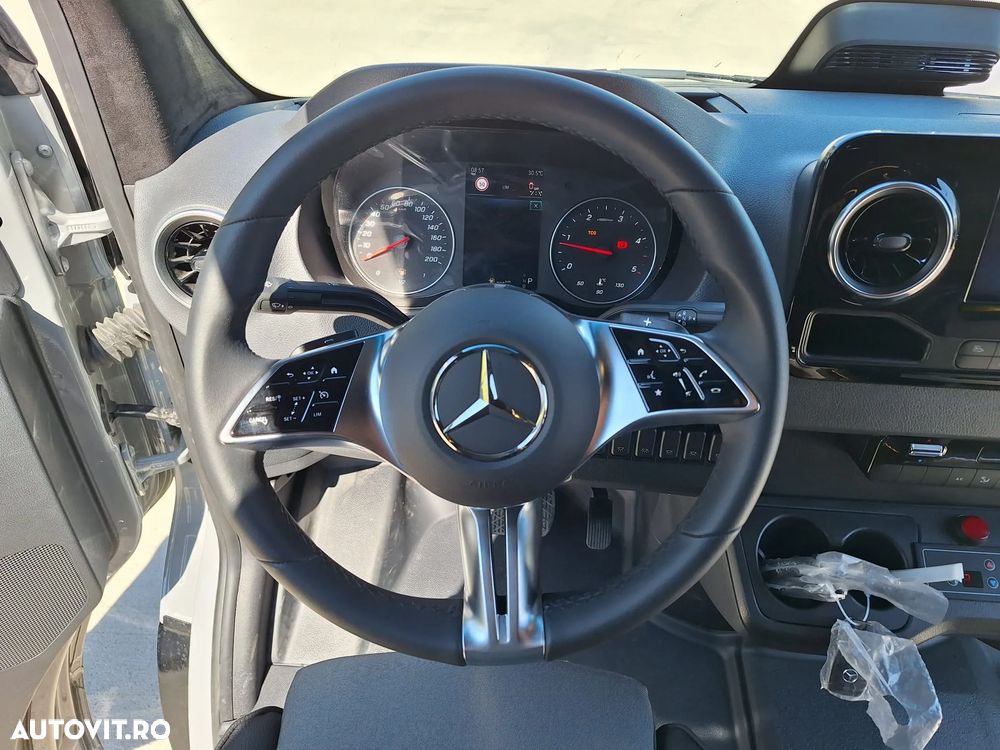 Mercedes-Benz Sprinter 519 - 7