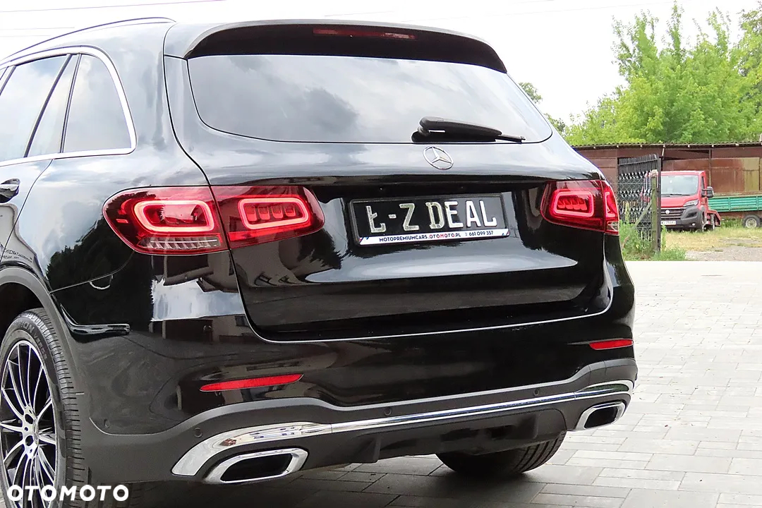 Mercedes-Benz GLC 300 d 4Matic 9G-TRONIC AMG Line - 19