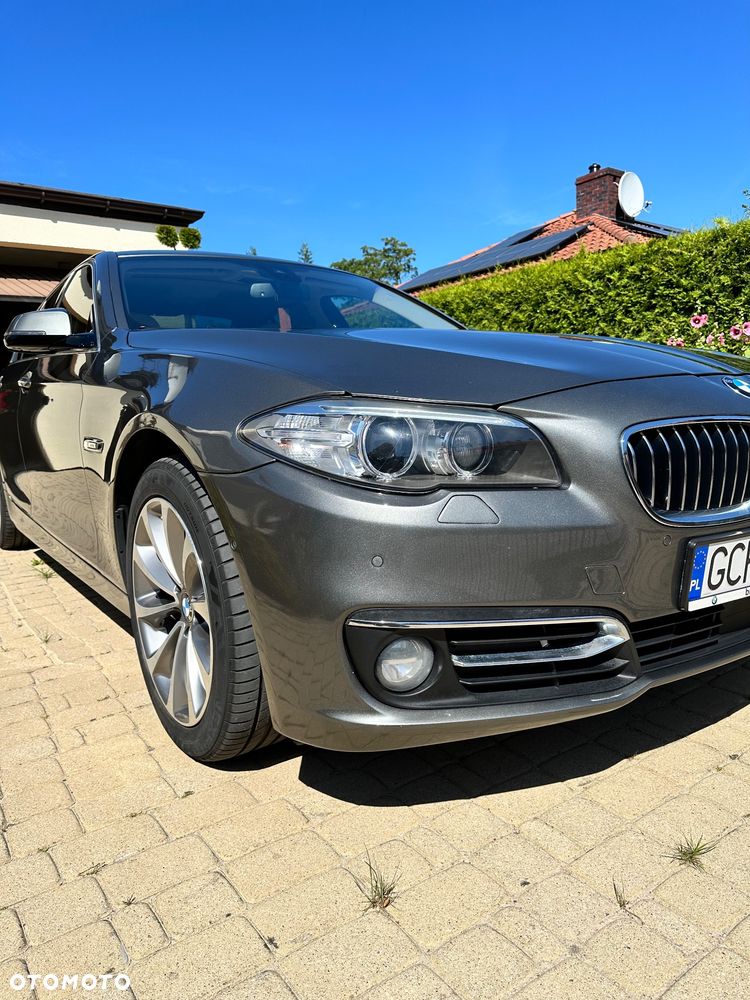 BMW Seria 5 530d xDrive Luxury Line - 4