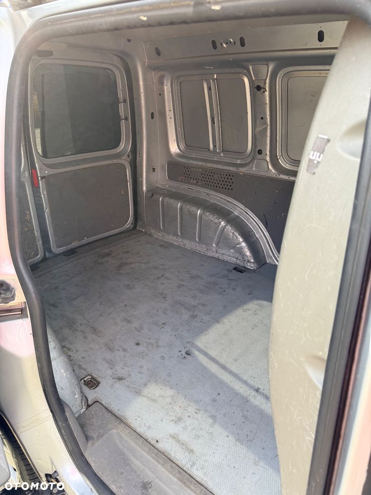 Volkswagen Caddy 1.9 TDI Life DSG - 17