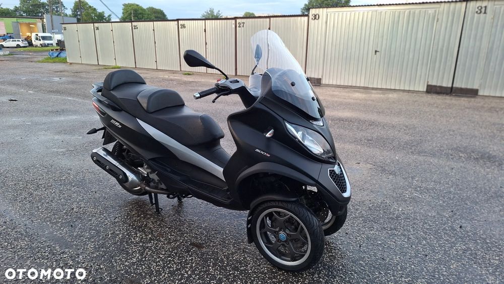 Piaggio MP-3 - 14