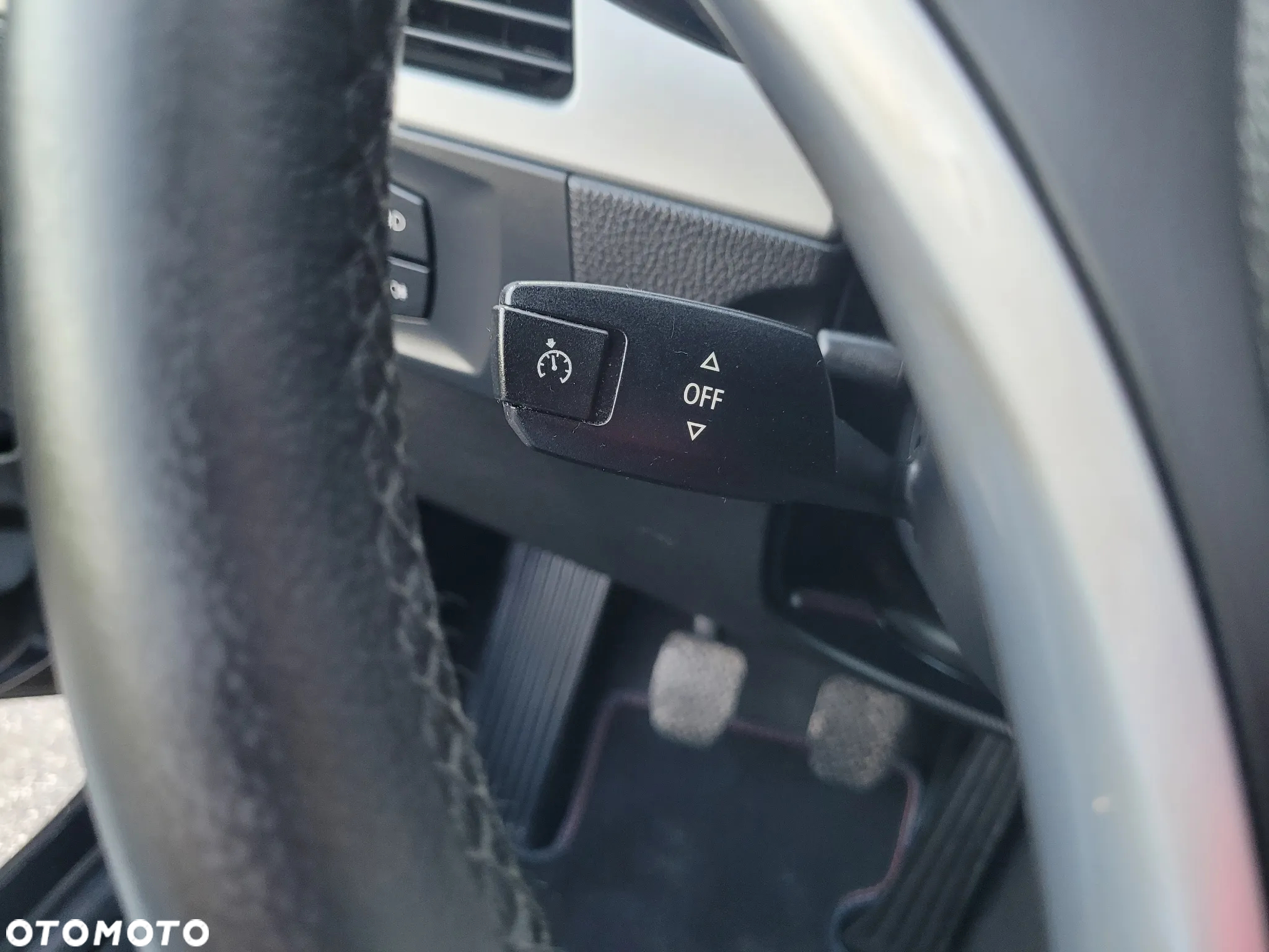 BMW Seria 3 318d - 15