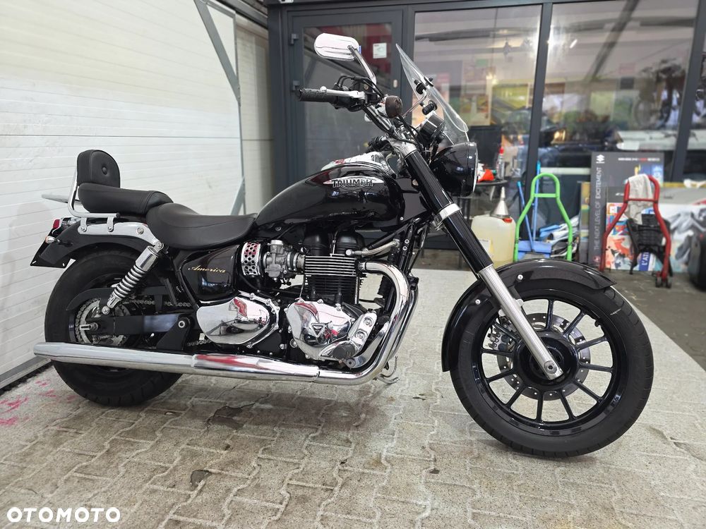 Triumph America - 18