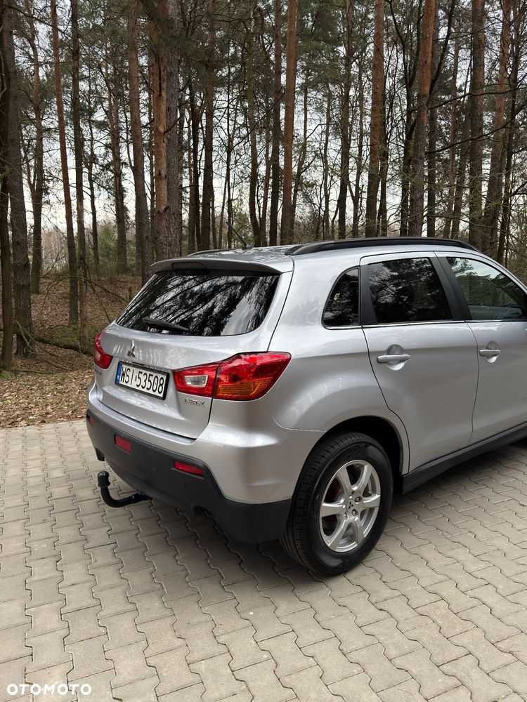 Mitsubishi ASX - 5