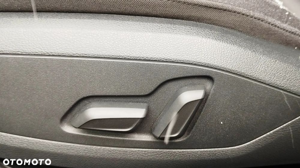 Audi A4 Avant 40 TDI Advanced S tronic - 15