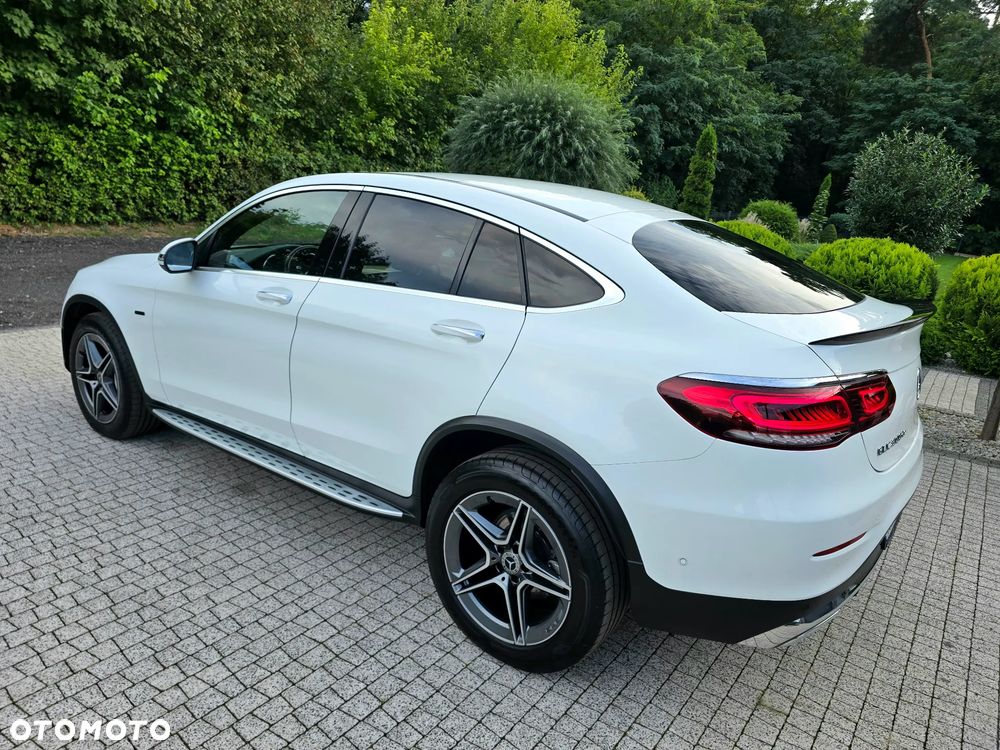 Mercedes-Benz GLC - 36