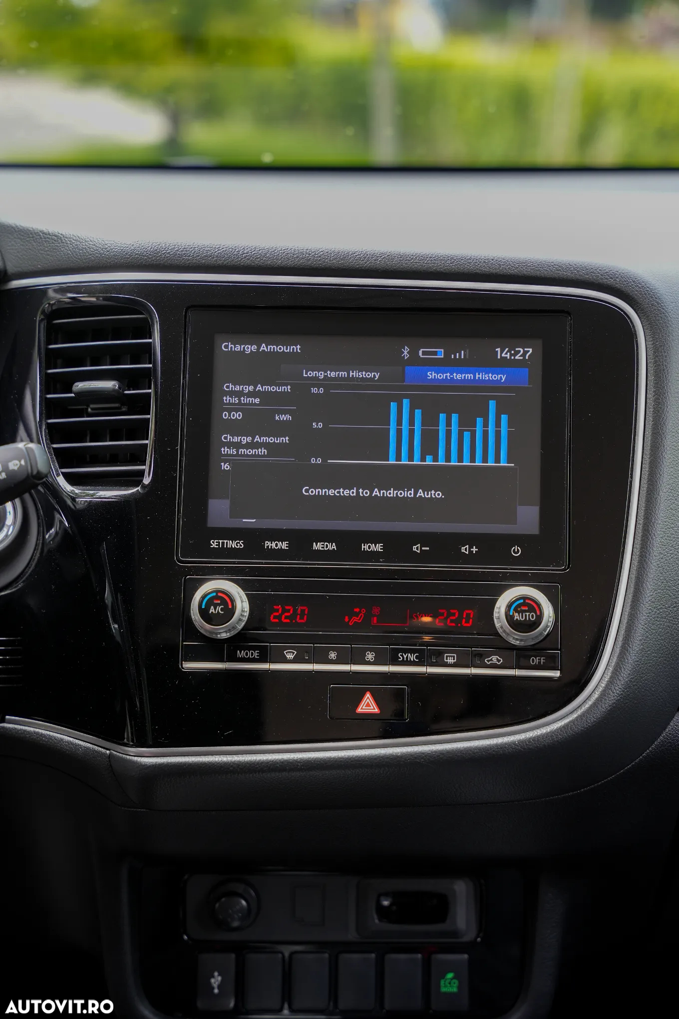 Mitsubishi Outlander PHEV 2.4 L 4X4 Invite - 12