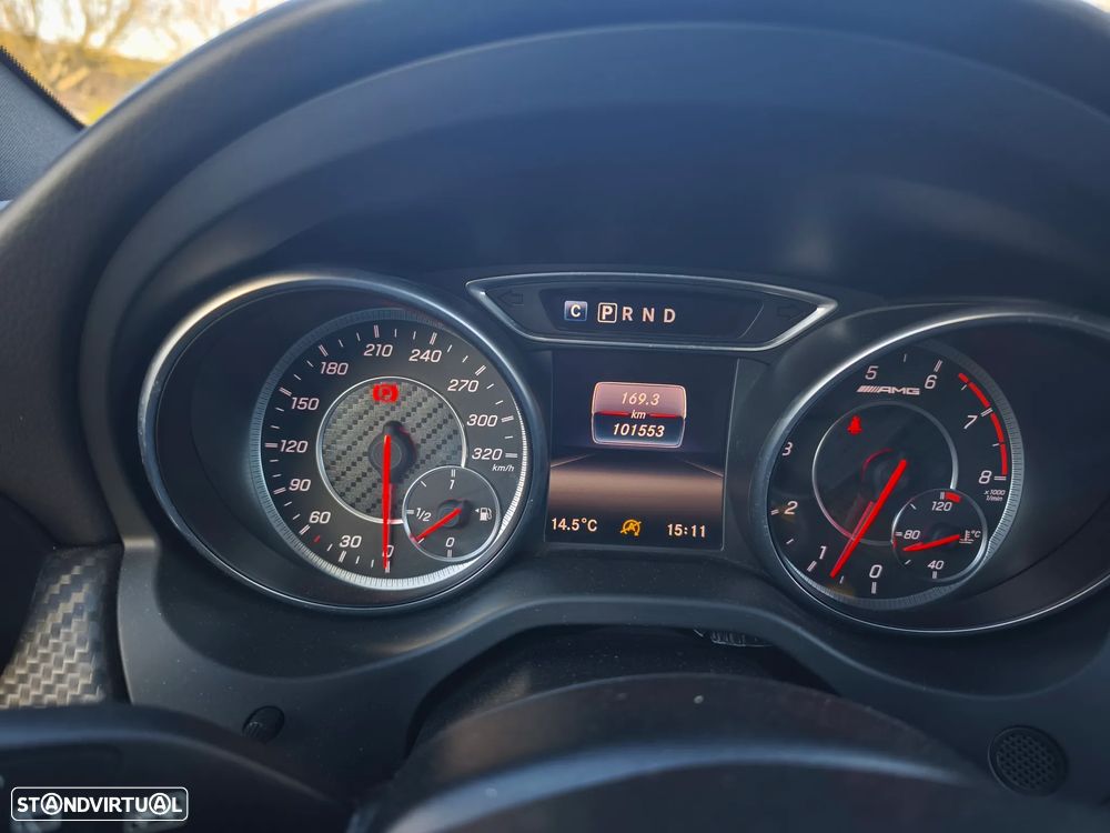 Mercedes-Benz A 45 AMG 4-Matic - 21