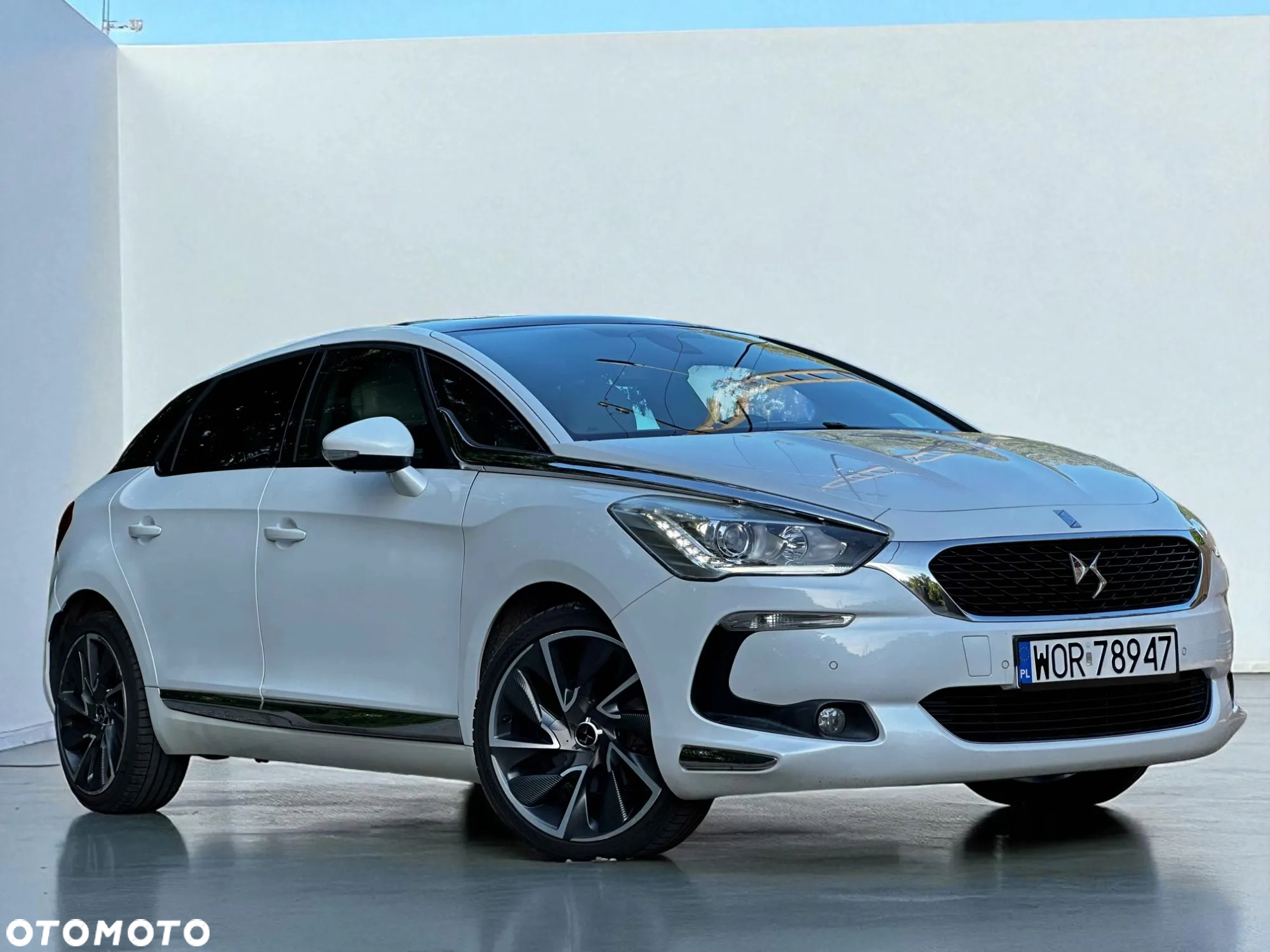 DS Automobiles DS 5 - 5