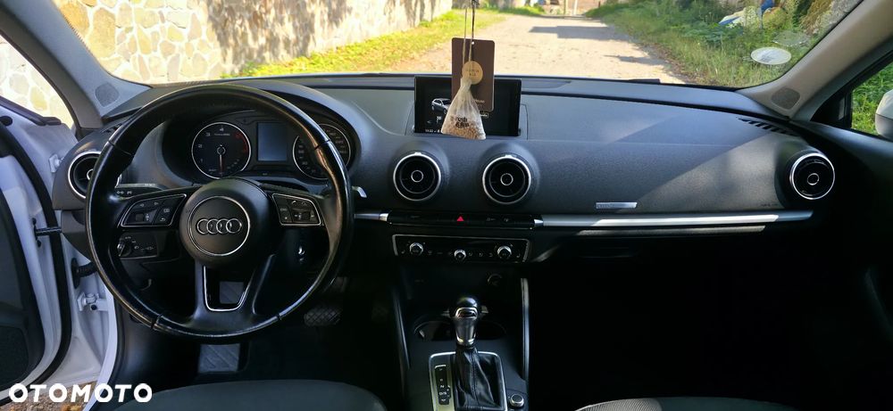 Audi A3 1.6 TDI (clean diesel) S tronic Ambiente - 20