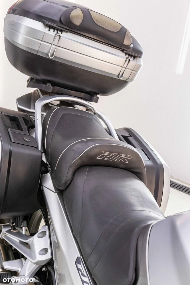 Yamaha FJR - 22