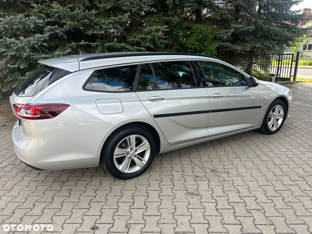 Opel Insignia - 12