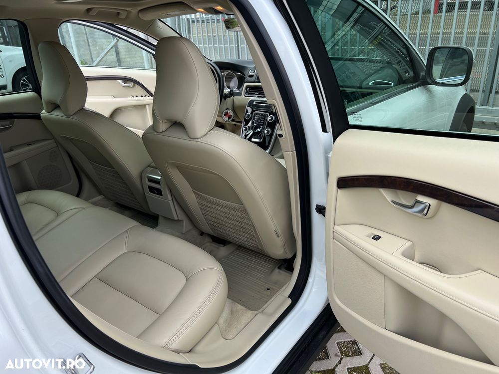 Volvo XC 70 - 5