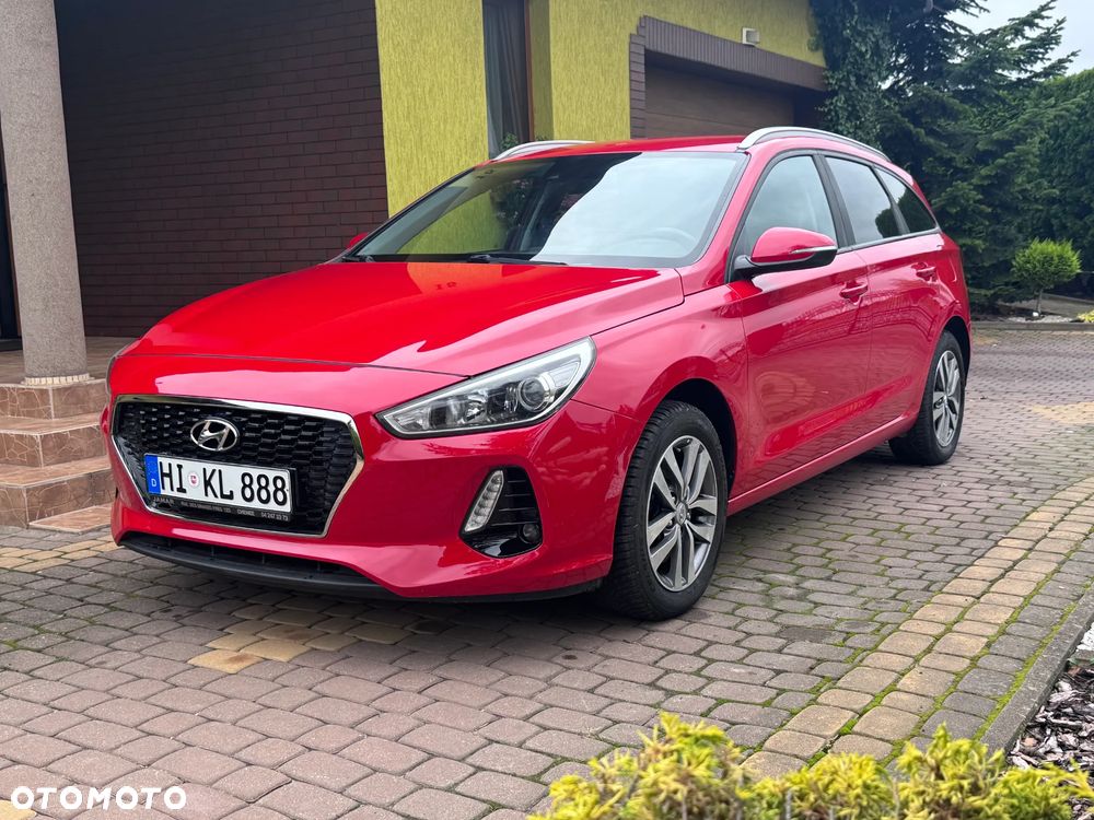 Hyundai i30 1.4 Intro Edition - 3