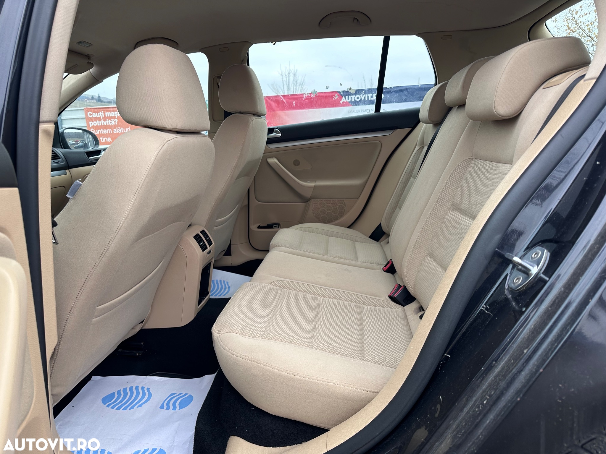 Volkswagen Golf 1.6 Comfortline - 22