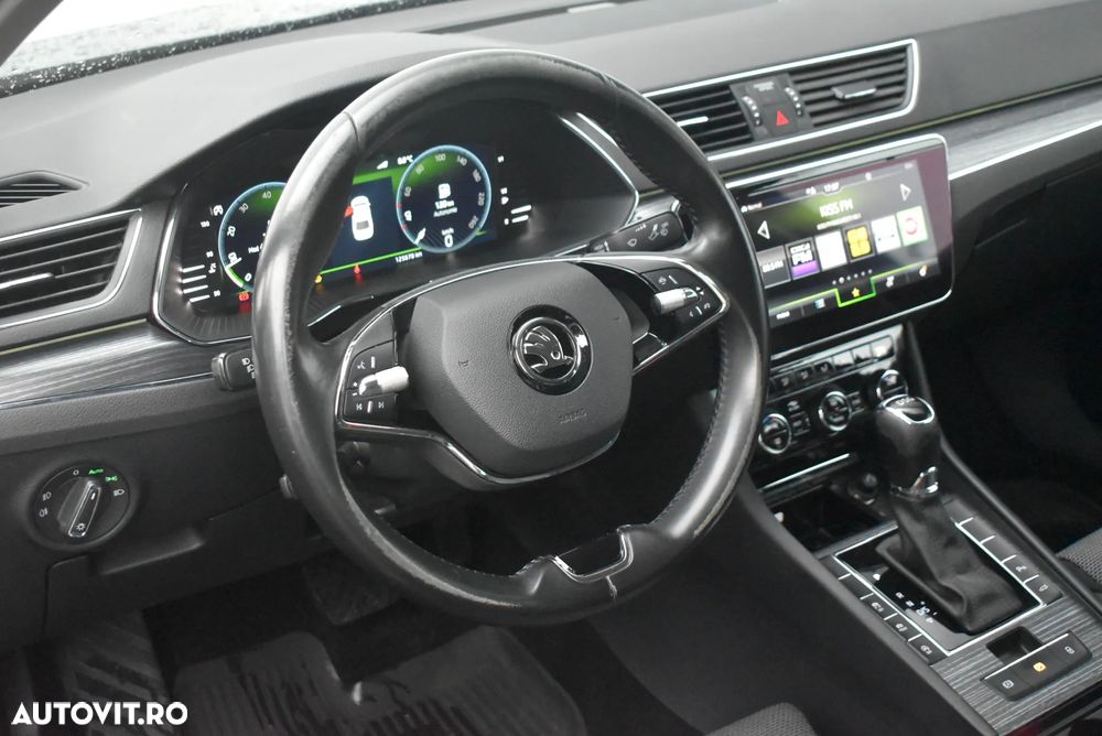 Skoda Superb 2.0 TSI DSG Style - 10