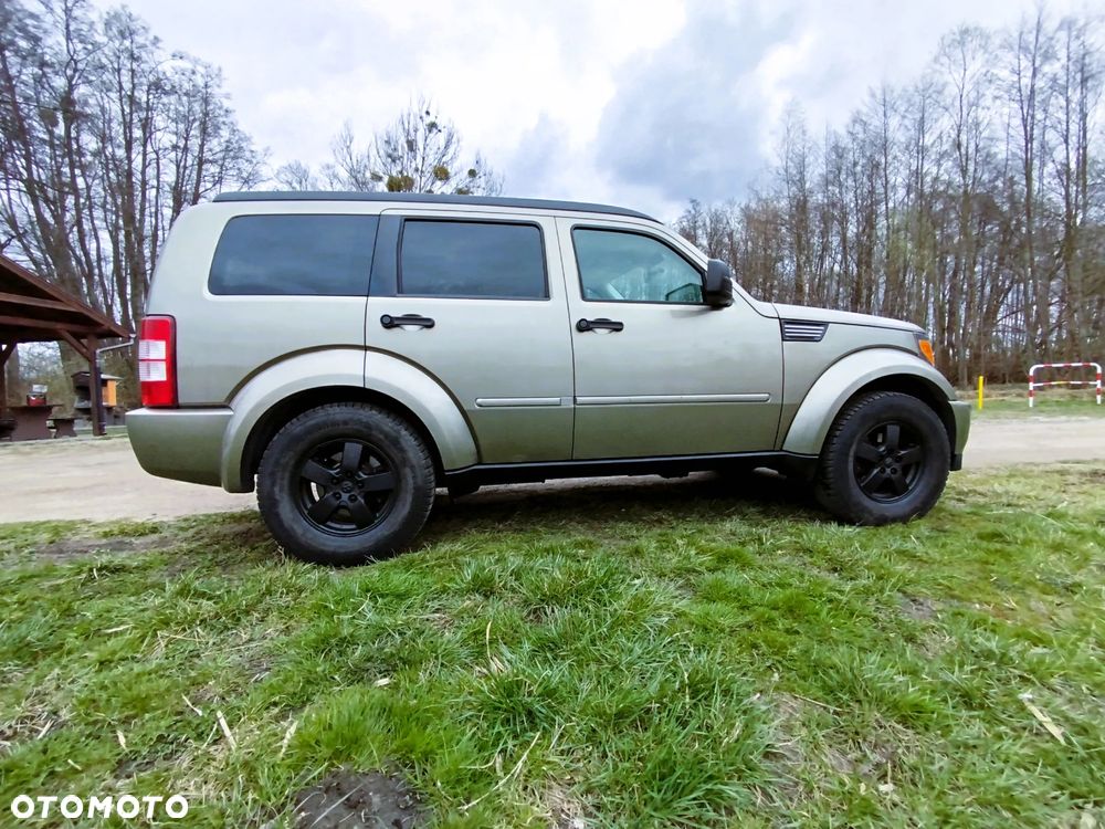 Dodge Nitro - 34