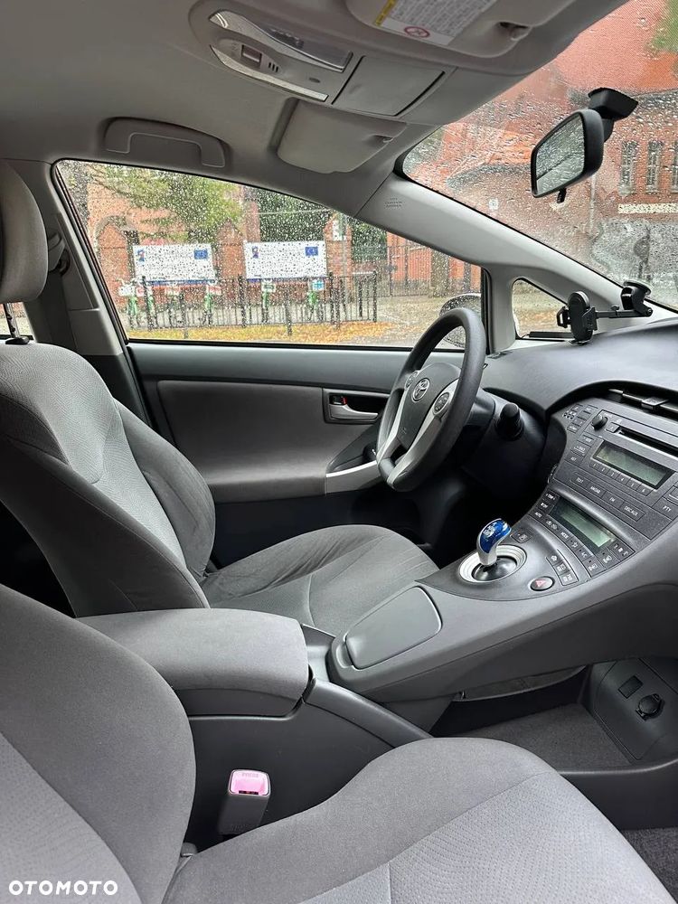 Toyota Prius 1.8 Hybrid Active - 10