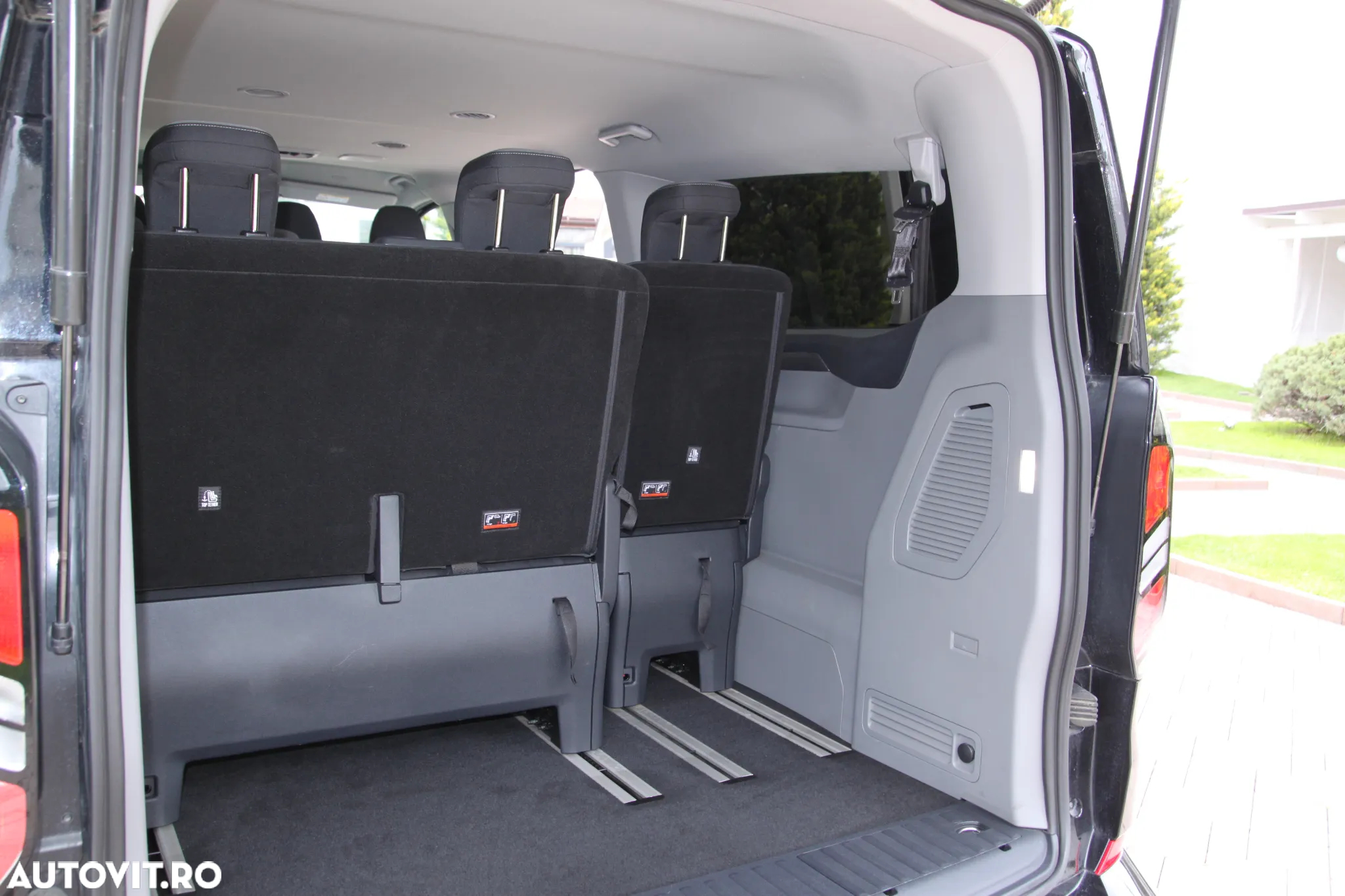 Ford Tourneo Custom Bus 320L 2.0 EcoBlue 170 CP 8AT L2H1 AWD Titanium - 21