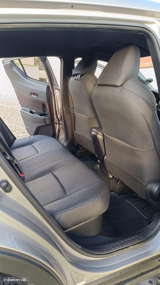 Toyota C-HR 1.8 Hybrid Exclusive+P.Luxury - 11