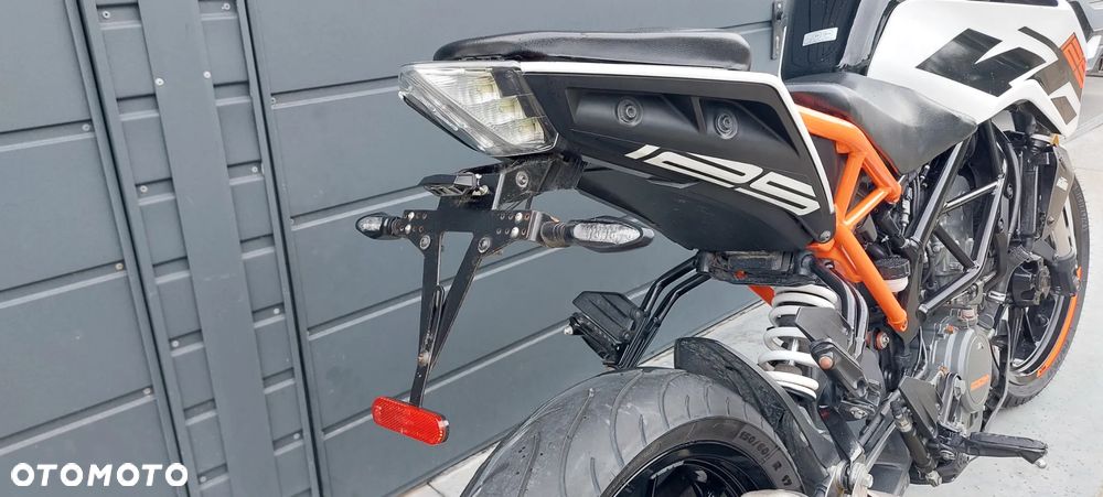 KTM Duke 125 - 26