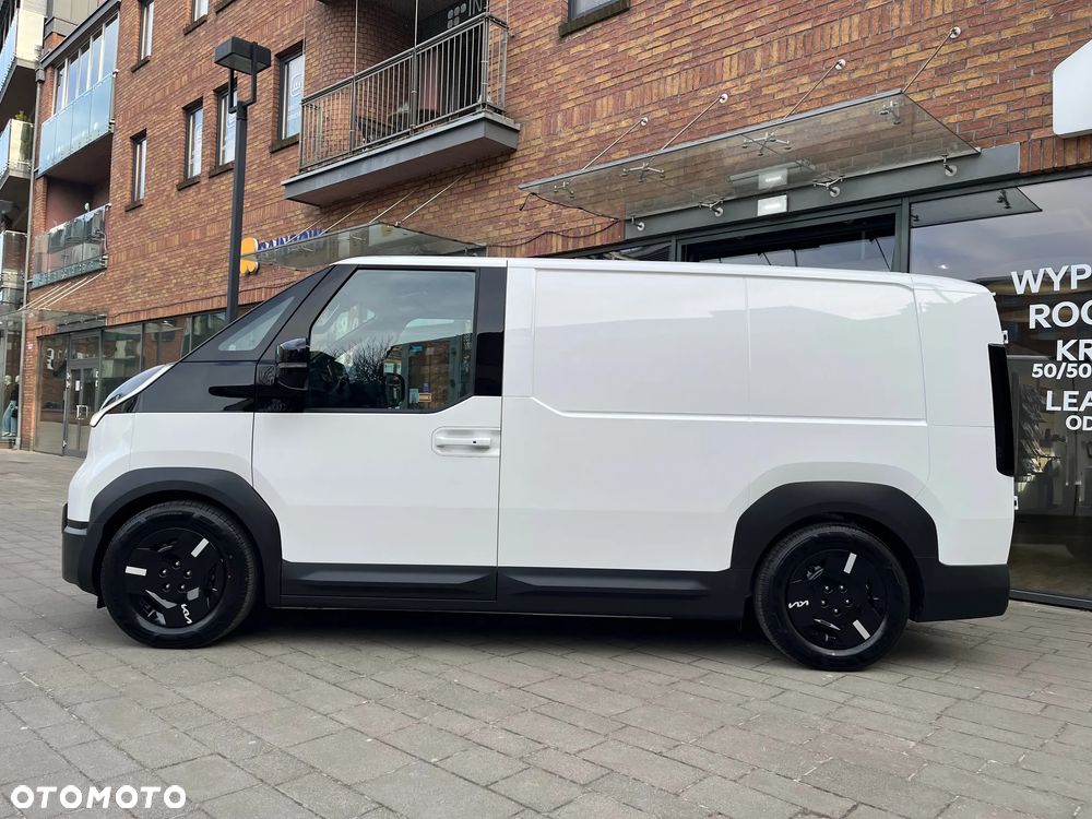 Kia PV5 - 13