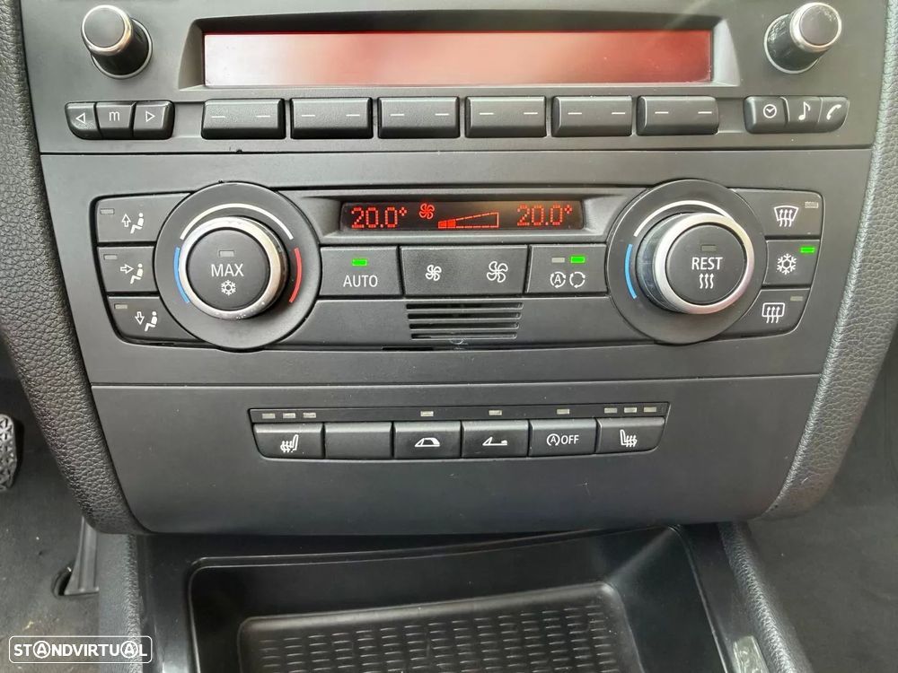 BMW 118 i - 26