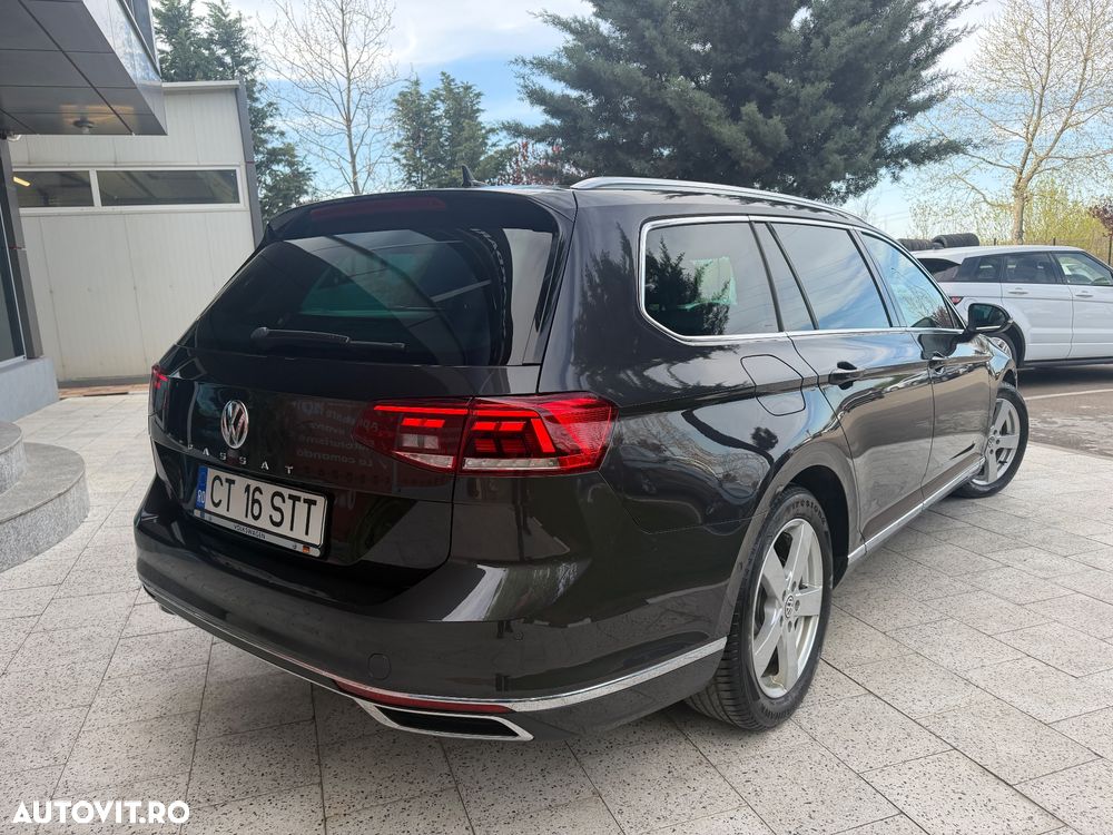 Volkswagen Passat 2.0 TDI SCR DSG Comfortline - 3
