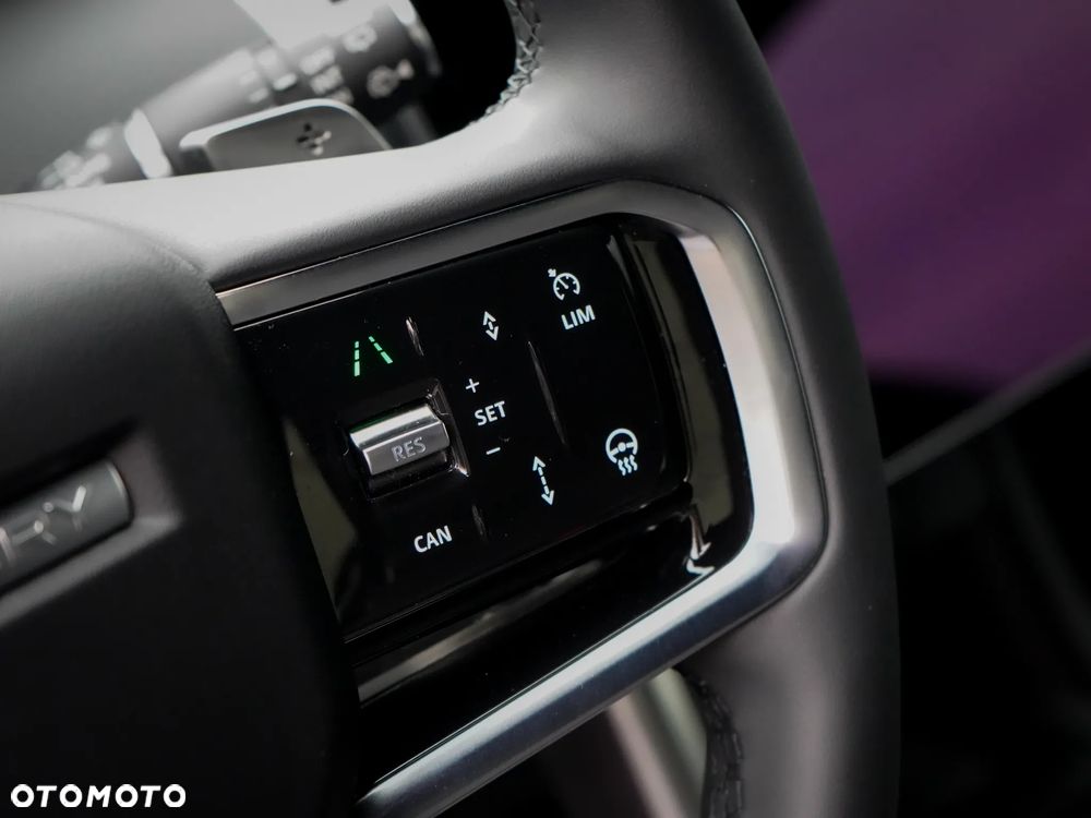 Land Rover Discovery Sport 2.0 D200 mHEV R-Dynamic SE - 19