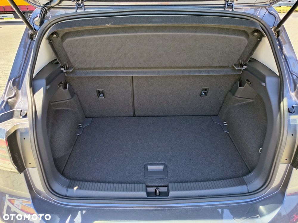 Volkswagen T-Cross 1.0 TSI Life Plus - 27