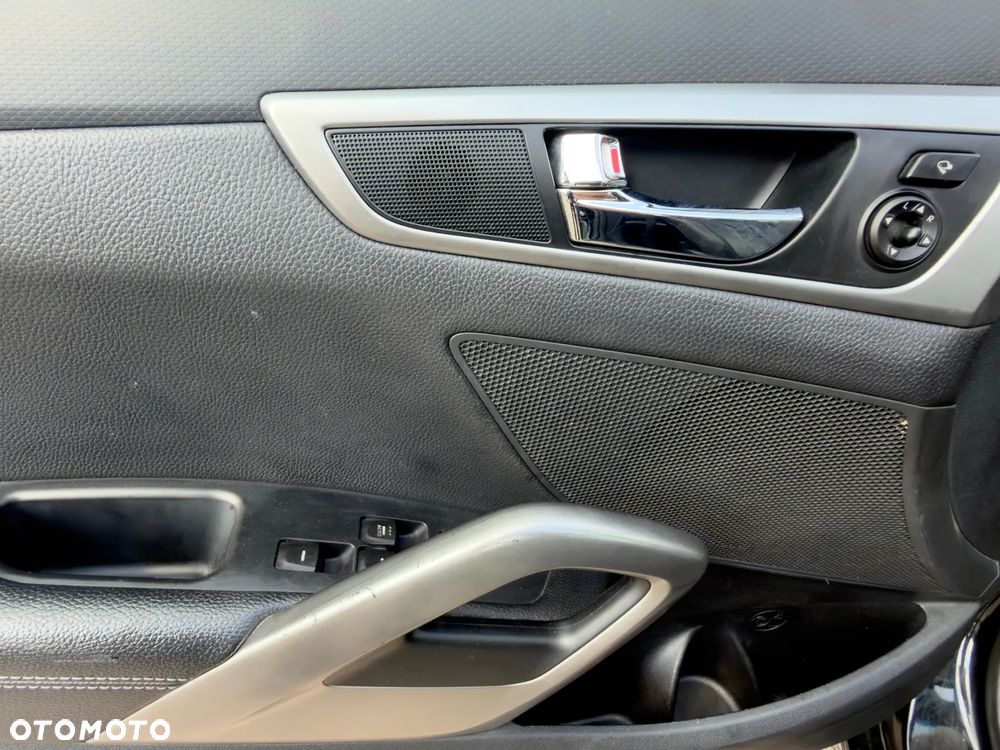 Hyundai Veloster 1.6 blue Style - 16