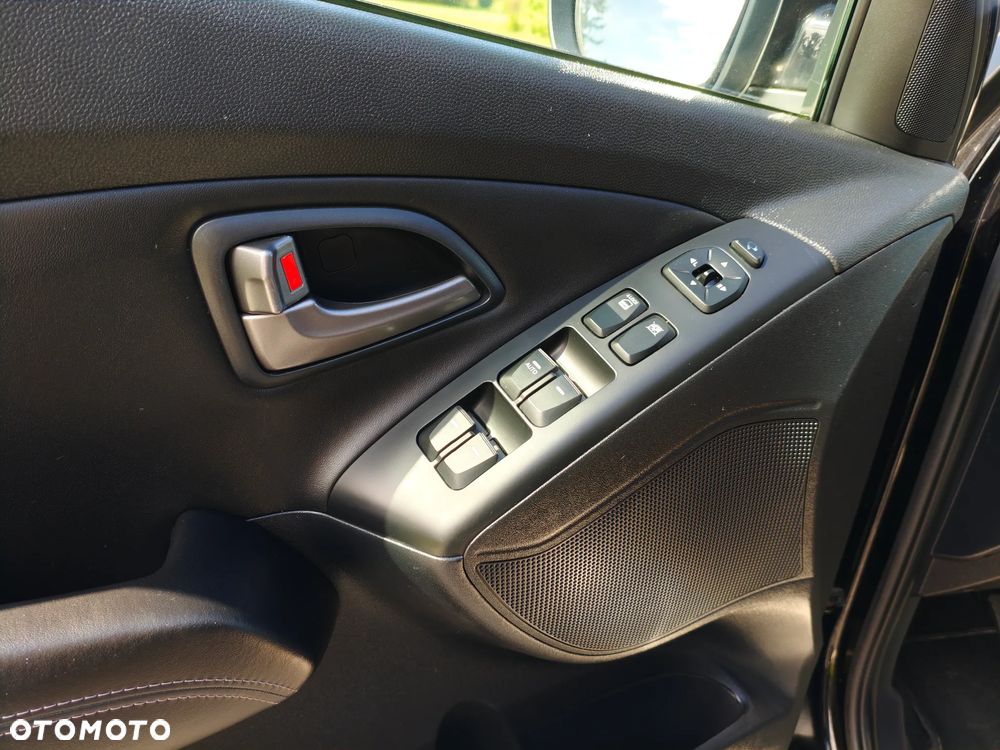 Hyundai ix35 2.0 2WD Trend - 21