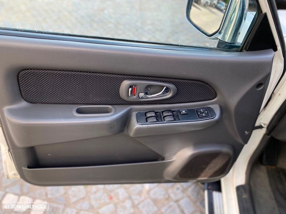 Mitsubishi L200 2.5 TD CD Strakar - 14