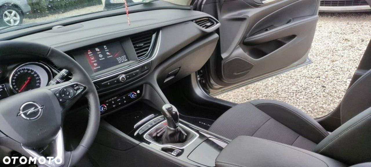 Opel Insignia - 35