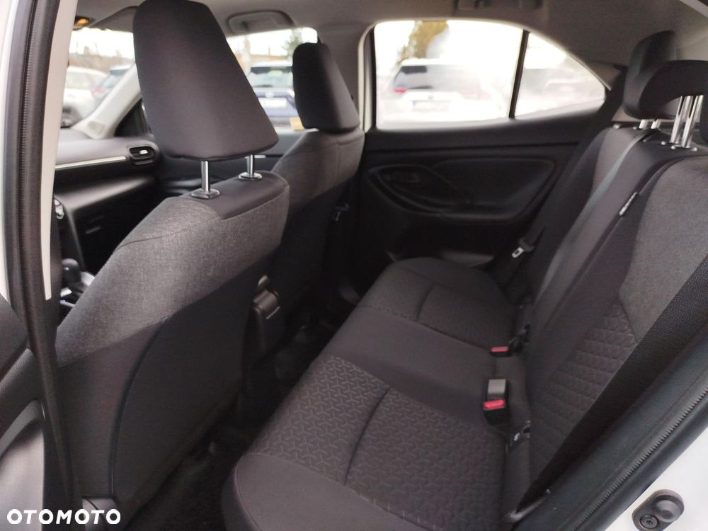 Toyota Yaris - 15