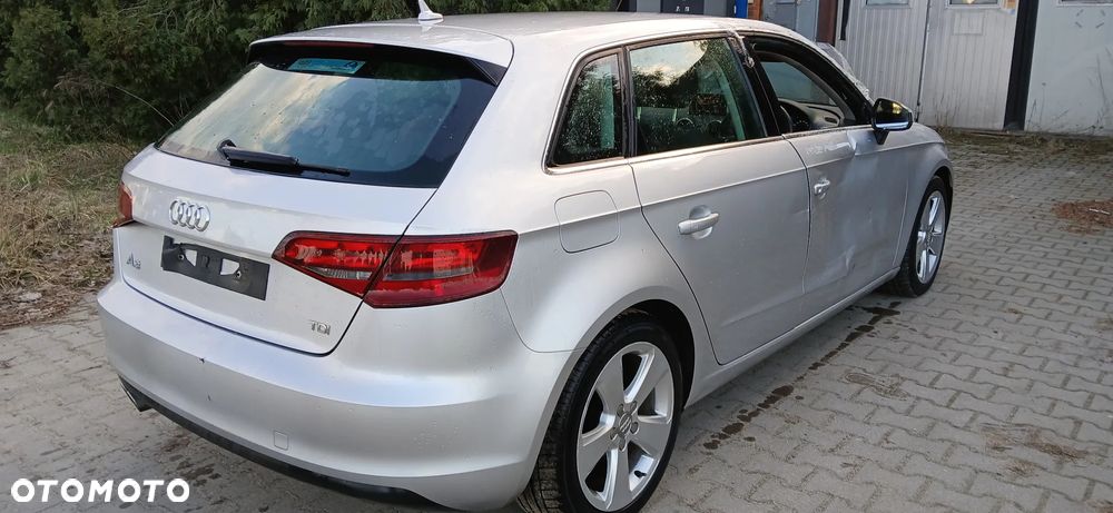 Audi A3 Sportback 2.0 TDI Ambiente - 4