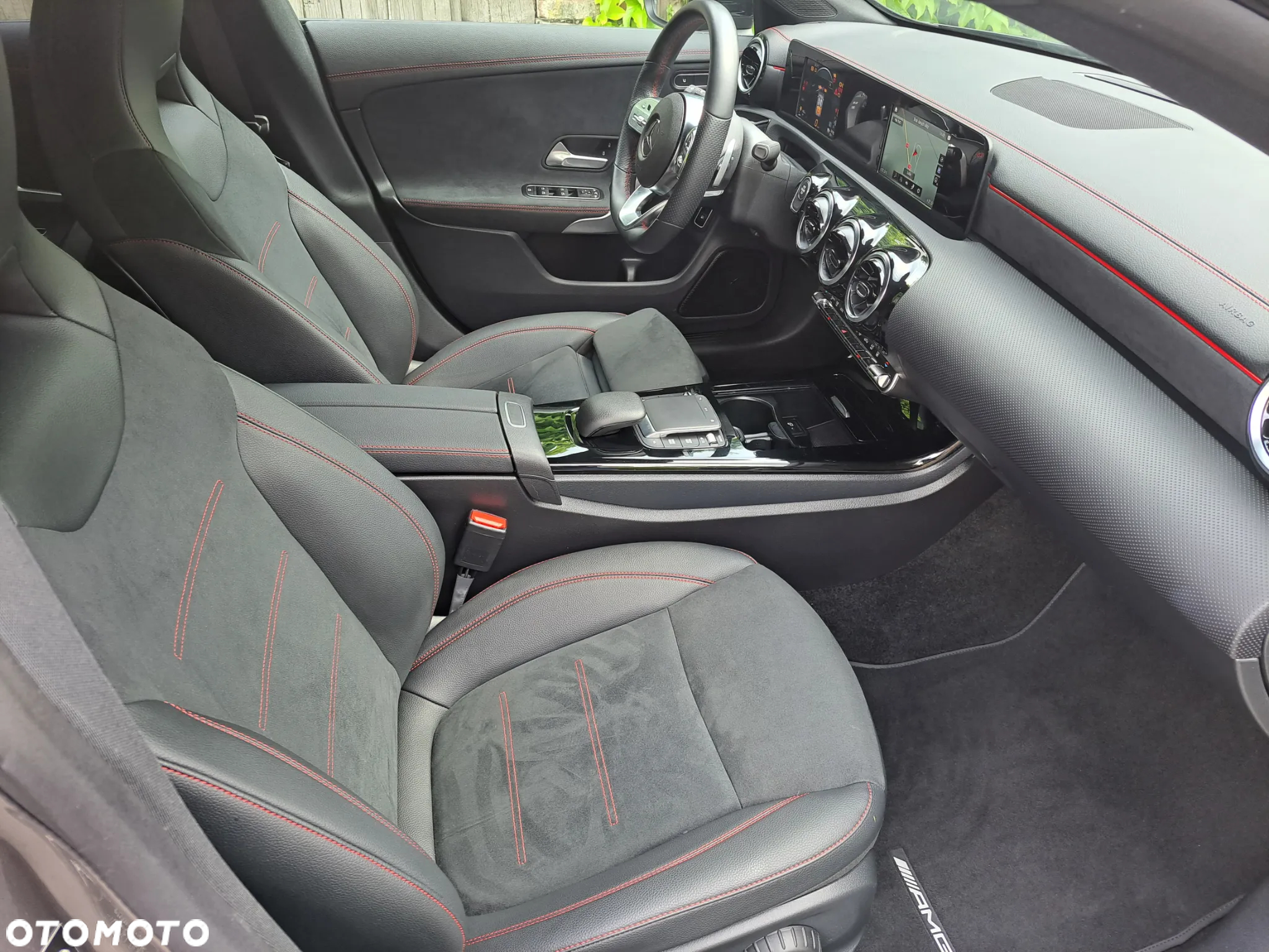 Mercedes-Benz CLA 250 e Shooting Brake 8G-DCT Edition AMG Line - 24