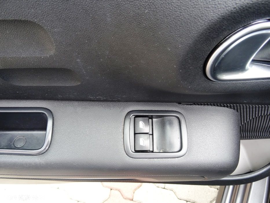 Citroën C3 1.2 PureTech Shine - 19