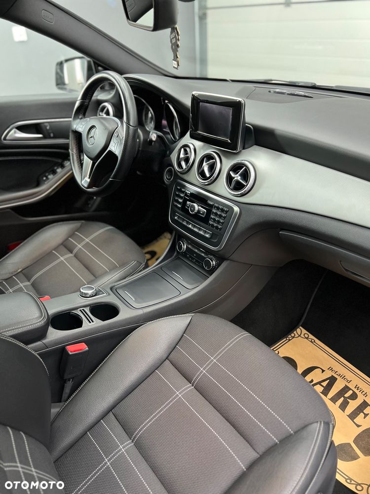 Mercedes-Benz CLA - 9