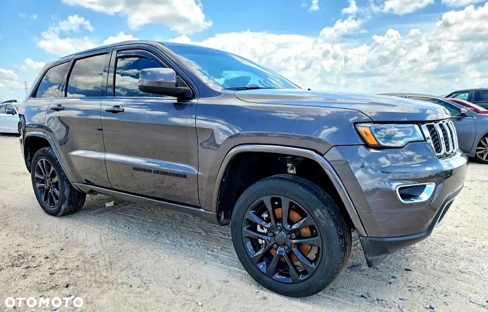 Jeep Grand Cherokee - 6