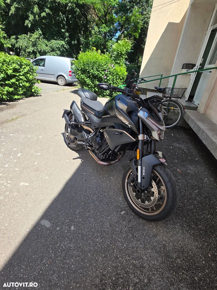CF Moto 800 NK Advanced - 4