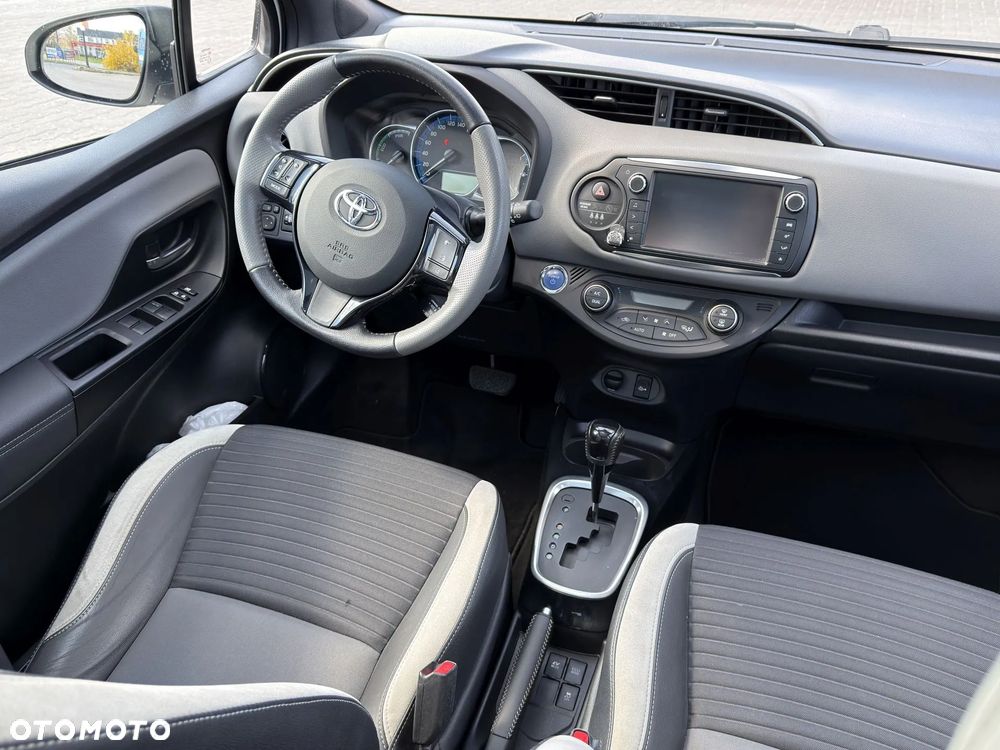 Toyota Yaris 1.5 VVT-i Selection - 10