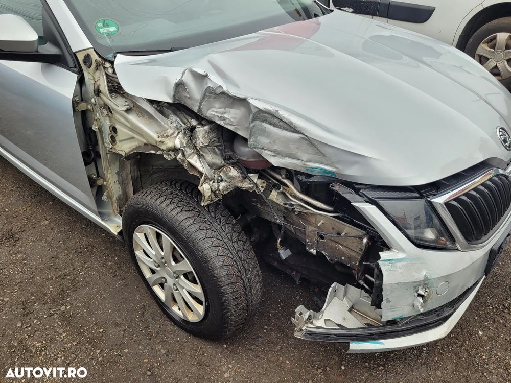 Skoda Octavia 1.6 TDI Active - 20