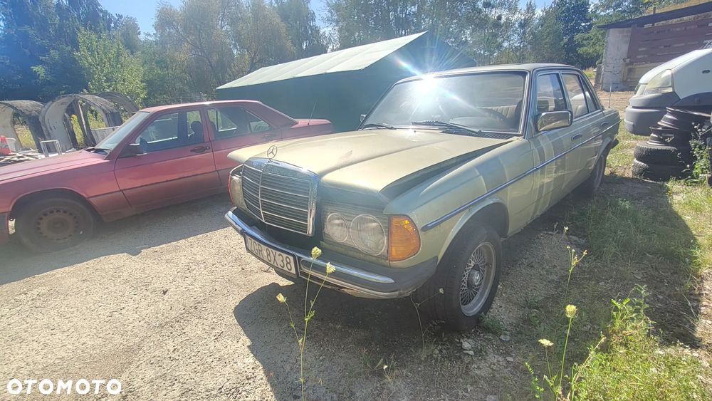 Mercedes-Benz W123