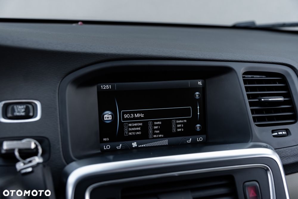 Volvo V60 T6 AWD Geartronic Summum - 29