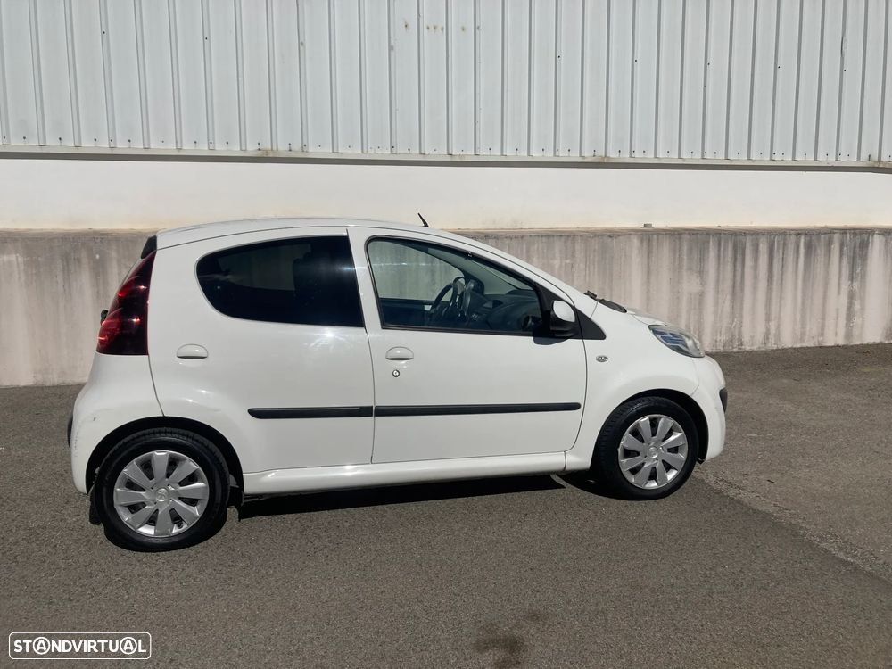 Peugeot 107 1.0 Active 2-Tronic - 2