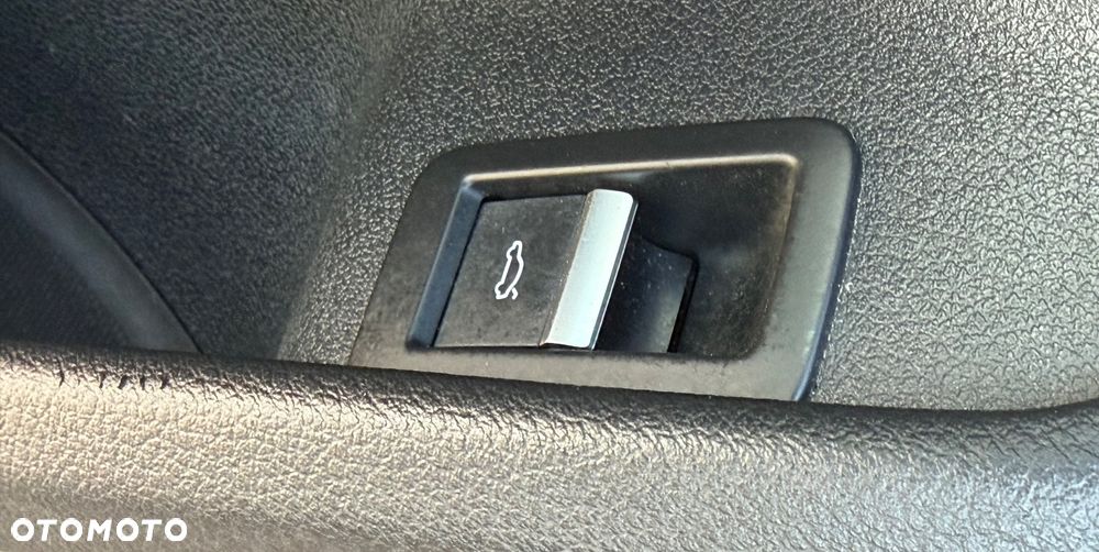 Audi A4 Avant 2.0 TDI S tronic - 20