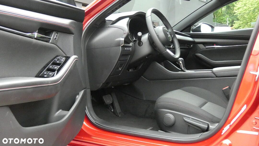 Mazda 3 - 4